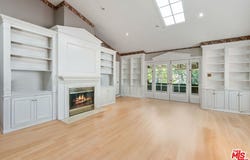 877 Montecito Dr, Los Angeles, CA 90031