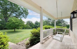 10 Old Turnpike Road, Mills River, NC 28759