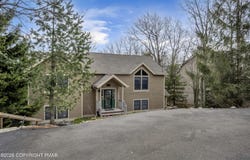188 Upper Deer Valley Road, Tannersville, PA 18372