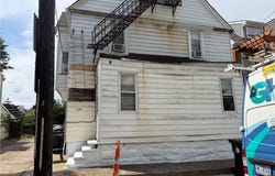 1946 E 124th Place, Cleveland, OH 44106