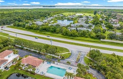 536 7th Square, Vero Beach, FL 32962