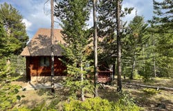 785 S Skinner Rd, Allenspark, CO 80510