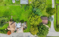 Geneva Avenue, Struthers, OH 44471