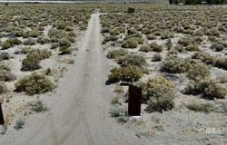 Shop St, Olancha, CA 93549