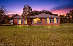 847 City Bridge Road, Perkinston, MS 39573
