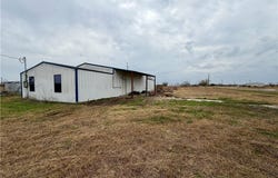 417 Jennifer Loop, Orange Grove, TX 78372