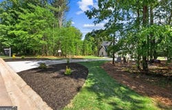 705 Spratlin Mill Drive, Hull, GA 30646