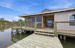 505 3RD Street, CEDAR KEY, FL 32625