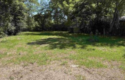 5225 Parkview Dr., Beaumont, TX 77705