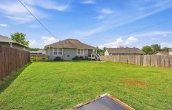 3834 NW Cherry Creek DR, Topeka, KS 66618