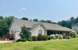 10 Pleasant View Dr., Jackson, OH 45640