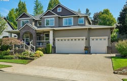 16562 OAK TREE Ter, OregonCity, OR 97045