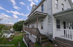 328 330 Main, Vandling, PA 18421