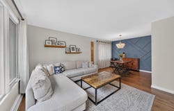 863 S Cedar Avenue, Elmhurst, IL 60126
