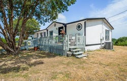 327 County Road 332, Bertram, TX 78605