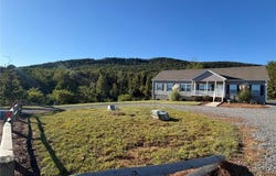 1060 Birdsong Road, King, NC 27021