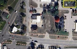 Gilbert Avenue, Acme, MI 49690