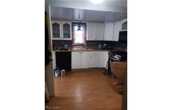 17 W Wilson Avenue, Girard, OH 44420