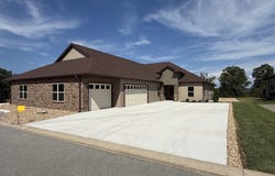 82 Mountain View Court, Branson West, MO 65737