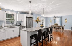 133 Apricot St, Worcester, MA 01603
