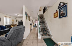 643 Drake Avenue, Middlesex, NJ 08846