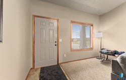 5400 S Cobblestone Pl, Sioux Falls, SD 57108