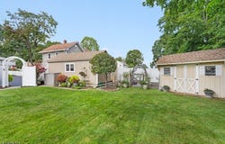58 N Hillside Ave, Roxbury Twp., NJ 07847-2582