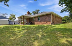 3476 Lawrence 1220, Everton, MO 65646