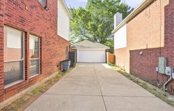 302 Republic Lane, Euless, TX 76040