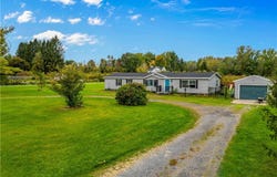 2169 Kellogg Road, Baldwinsville, NY 13027