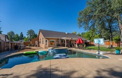 5854 Beaumont Drive, Redding, CA 96003
