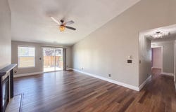 140 W 13TH St, Lafayette, OR 97127