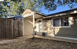208 Circuit DR, Roseville, CA 95678