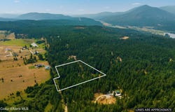 216 Old Orchard Rd, Cocolalla, ID 83813