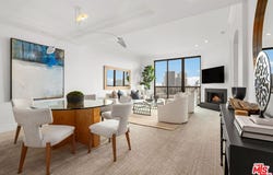 11847 Gorham Ave, Los Angeles, CA 90049