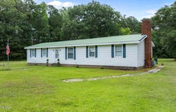 2240 Clay Bottom School Road, Chocowinity, NC 27817