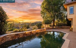318 Sunset Dr, Danville, CA 94506