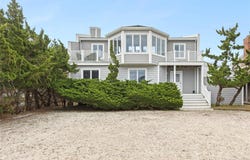 627 Dune Road, Westhampton, NY 11977