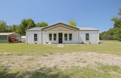 822 Private Road 7370, Point, TX 75472