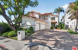 12699 Promontory Rd, Los Angeles, CA 90049