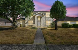 467 Orchard Hill Drive, Cedar Hill, TX 75104