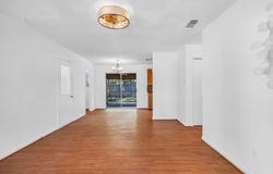 815 N Bledsoe Street, Gilmer, TX 75644