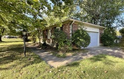 6309 Saranac Court, Louisville, KY 40214