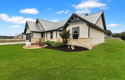 116 Hiram Cook, Blanco, TX 78606