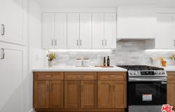 11115 Acama St, Studio City, CA 91602
