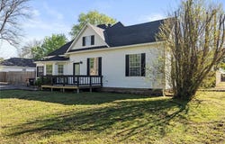 304 Choctaw ST, Hackett, AR 72937