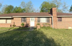 327 Kirksey Avenue, Eutaw, AL 35462