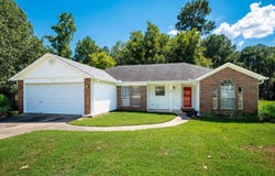 2000 Cherry Creek Circle, Bryant, AR 72022