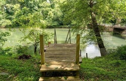 10 Raintree Valley Drive, Pangburn, AR 72121