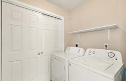 2323 E Porter Avenue, Des Moines, IA 50320